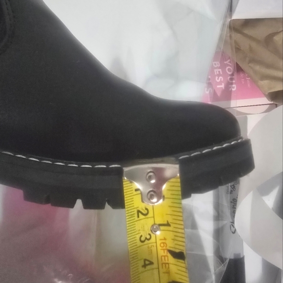 Kensie- Black Boots Slip On Knit upper leather lug Neutral comfort NEW! Sz.7 - Picture 12 of 12